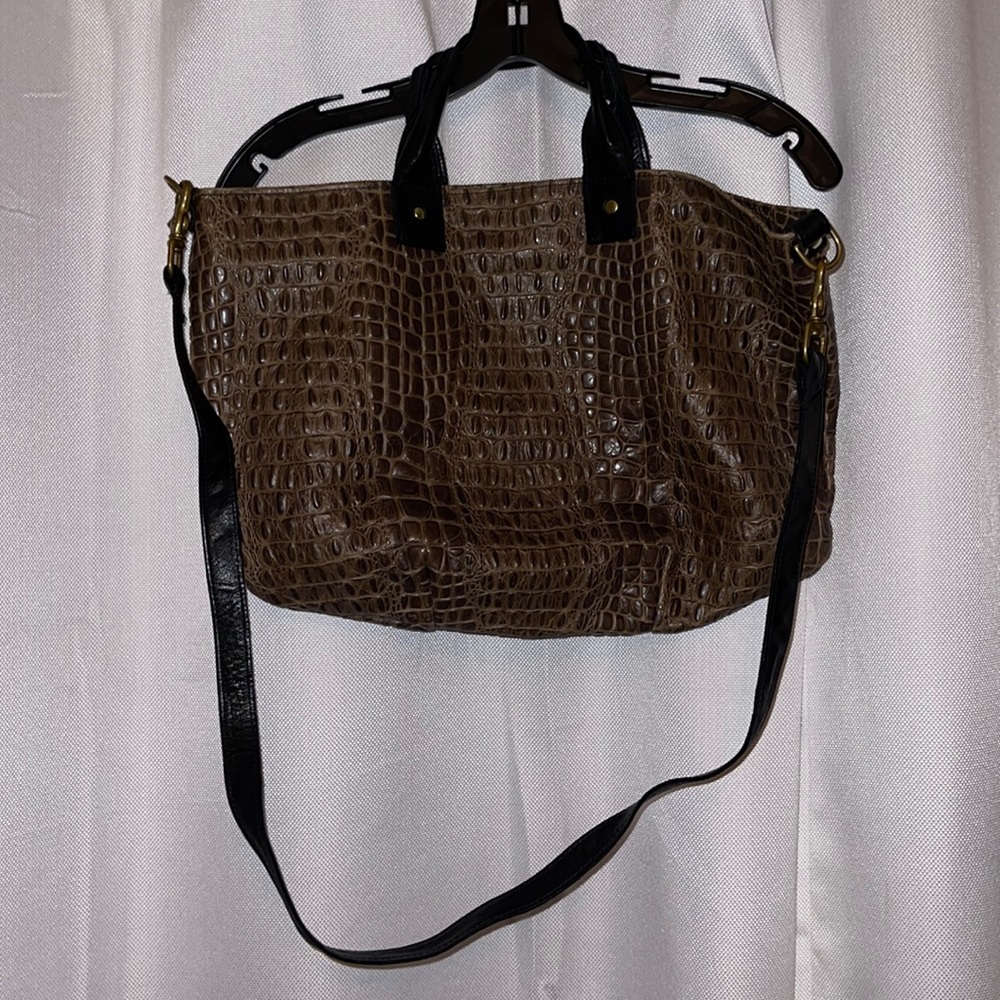 Clare Vivier brown alligator print leather crossbody shoulder tote bag